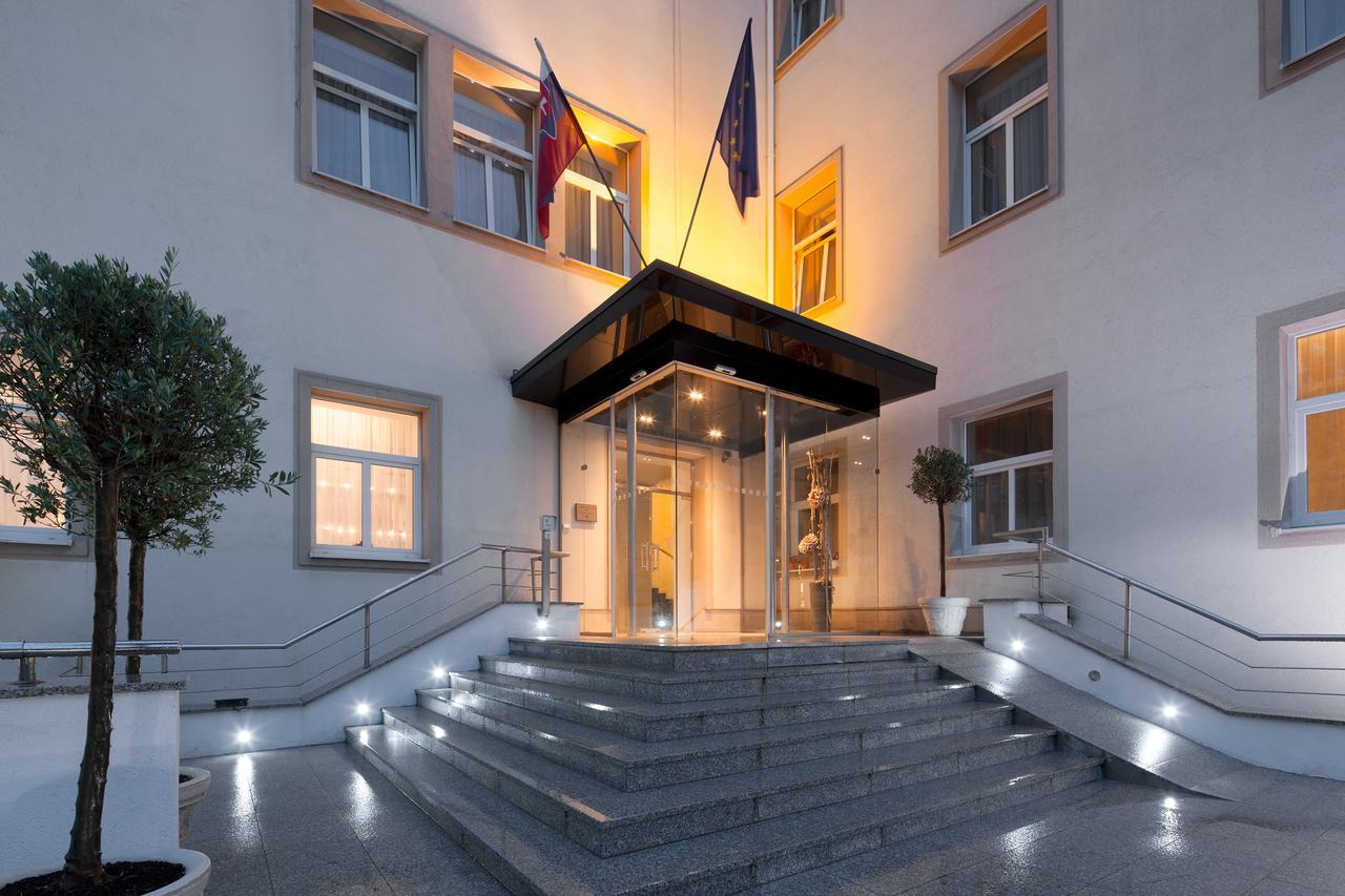 Mamaison Residence Sulekova Bratislava Exterior foto